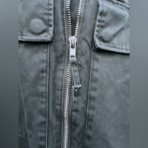 H&M ⭐️Army green denim jacket - Picture 3 of 6